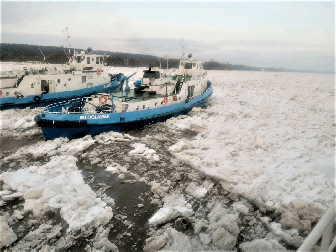 Lodołamacz na Zbiorniku Włocławek 20.02.2021 Fot. Wody Polskie min